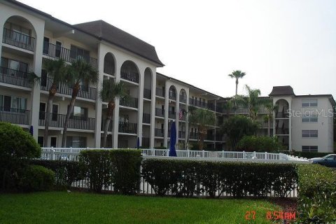 Condominio en alquiler en Largo, Florida, 2 dormitorios, 77.76 m2 № 1556624 - foto 1