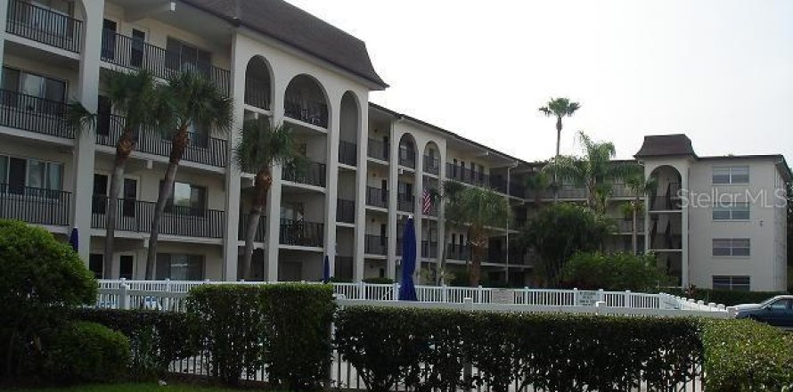 Condominio en Largo, Florida, 2 dormitorios № 1556624