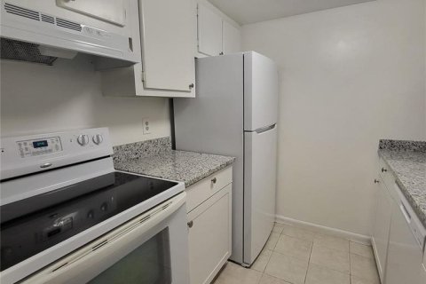 Condominio en alquiler en Largo, Florida, 2 dormitorios, 77.76 m2 № 1556624 - foto 8