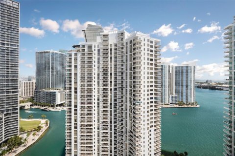 Condo in Miami, Florida, 2 bedrooms  № 1737863 - photo 15