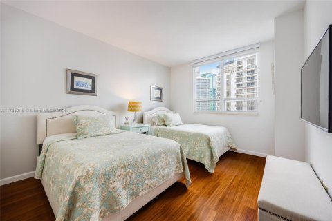 Condo in Miami, Florida, 2 bedrooms  № 1737863 - photo 8