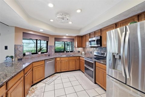 House in Valrico, Florida 4 bedrooms, 238.85 sq.m. № 2258260 - photo 22