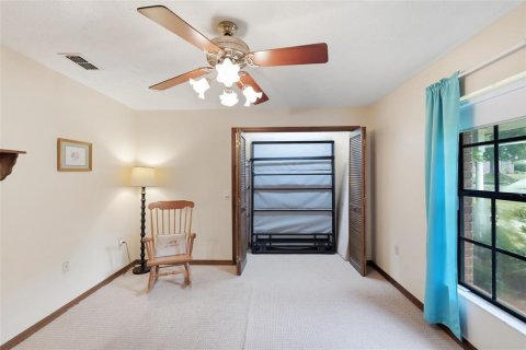 House in Valrico, Florida 4 bedrooms, 238.85 sq.m. № 2258260 - photo 28