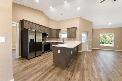 Villa ou maison à vendre à Lakeland, Floride: 3 chambres, 142.05 m2 № 2415254 - photo 5