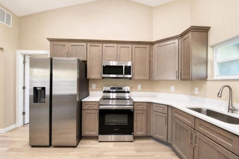 Villa ou maison à vendre à Lakeland, Floride: 3 chambres, 142.05 m2 № 2415254 - photo 6