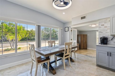 Villa ou maison à vendre à Saint Pete Beach, Floride: 3 chambres, 148.64 m2 № 1626350 - photo 7