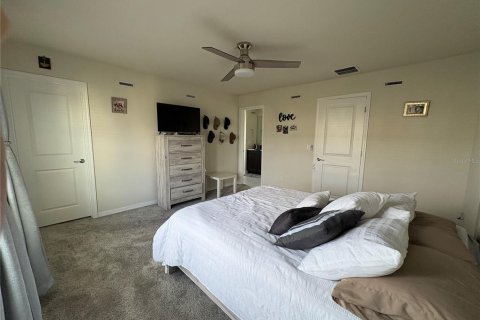 Adosado en venta en Kissimmee, Florida, 3 dormitorios, 163.51 m2 № 1734069 - foto 14