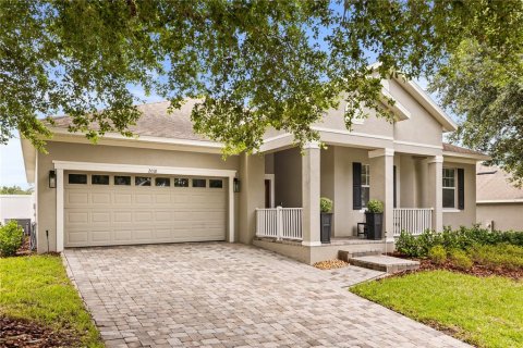 House in Winter Garden, Florida 4 bedrooms, 234.67 sq.m. № 1826630 - photo 2