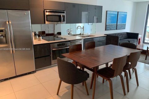 Condo in Miami, Florida, 1 bedroom  № 1762838 - photo 3