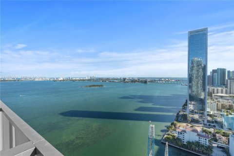Condominio en venta en Miami, Florida, 3 dormitorios, 173.54 m2 № 2032018 - foto 19