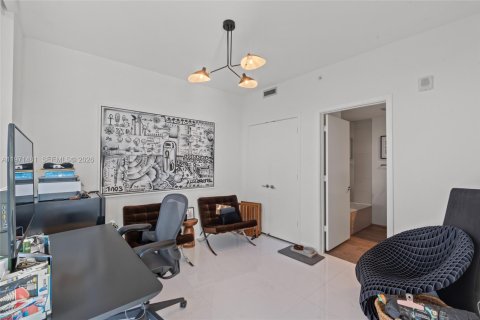 Condominio en venta en Miami, Florida, 3 dormitorios, 173.54 m2 № 2032018 - foto 17