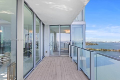 Condominio en venta en Miami, Florida, 3 dormitorios, 173.54 m2 № 2032018 - foto 20