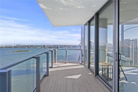 Condominio en venta en Miami, Florida, 3 dormitorios, 173.54 m2 № 2032018 - foto 18