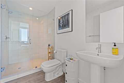 Condominio en venta en Miami, Florida, 3 dormitorios, 173.54 m2 № 2032018 - foto 24