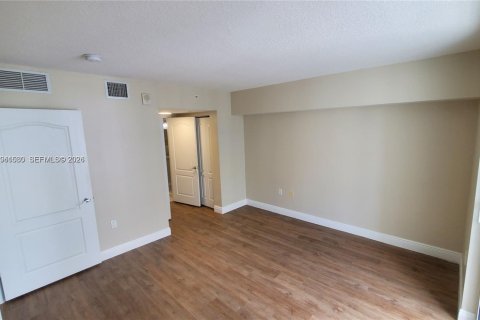 Copropriété à louer à Miami, Floride: 1 chambre, 72.56 m2 № 2001295 - photo 16