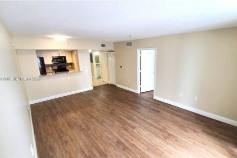 Copropriété à louer à Miami, Floride: 1 chambre, 72.56 m2 № 2001295 - photo 7
