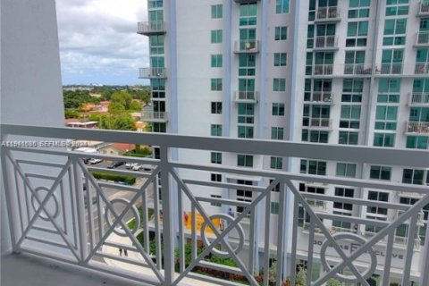 Copropriété à louer à Miami, Floride: 1 chambre, 72.56 m2 № 2001295 - photo 13