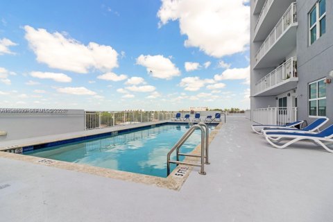 Copropriété à louer à Miami, Floride: 1 chambre, 72.56 m2 № 2001295 - photo 23