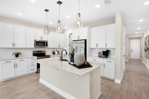 Casa en venta en Tavares, Florida, 3 dormitorios, 182.65 m2 № 2156208 - foto 9