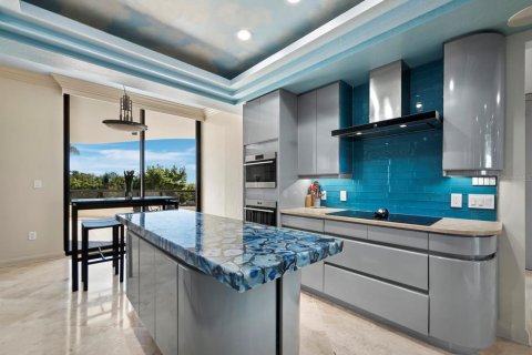 Copropriété à vendre à Longboat Key, Floride: 2 chambres, 244.7 m2 № 1651693 - photo 17