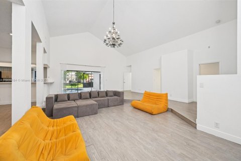 Casa en venta en Parkland, Florida, 4 dormitorios, 259.1 m2 № 1955999 - foto 9