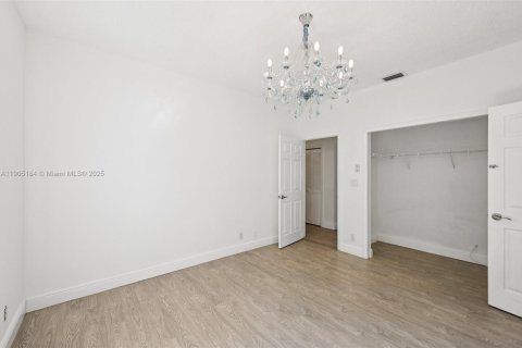 Casa en venta en Parkland, Florida, 4 dormitorios, 259.1 m2 № 1955999 - foto 25