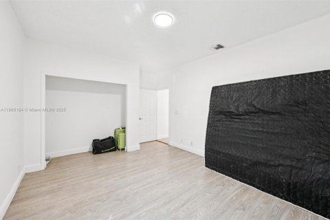 Casa en venta en Parkland, Florida, 4 dormitorios, 259.1 m2 № 1955999 - foto 19