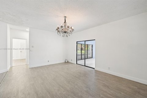 Casa en venta en Parkland, Florida, 4 dormitorios, 259.1 m2 № 1955999 - foto 27