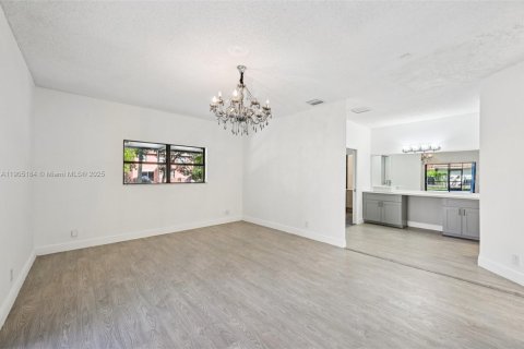 Casa en venta en Parkland, Florida, 4 dormitorios, 259.1 m2 № 1955999 - foto 28