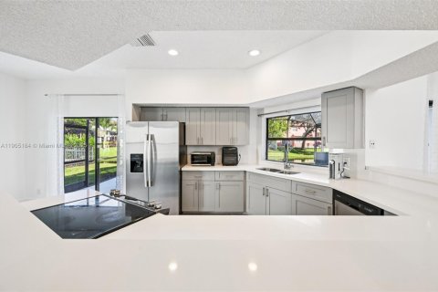 Casa en venta en Parkland, Florida, 4 dormitorios, 259.1 m2 № 1955999 - foto 13