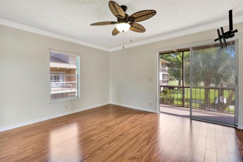 Condo in Tequesta, Florida, 1 bedroom  № 2251473 - photo 22