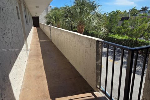 Copropriété à vendre à Pinecrest, Floride: 1 chambre, 83.98 m2 № 1977283 - photo 22