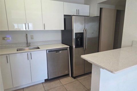 Copropriété à vendre à Pinecrest, Floride: 1 chambre, 83.98 m2 № 1977283 - photo 7