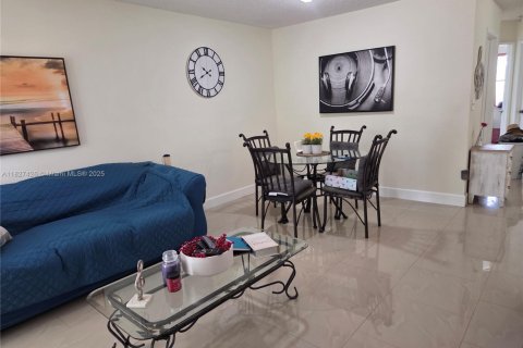 Copropriété à vendre à Pinecrest, Floride: 1 chambre, 83.98 m2 № 1977283 - photo 6