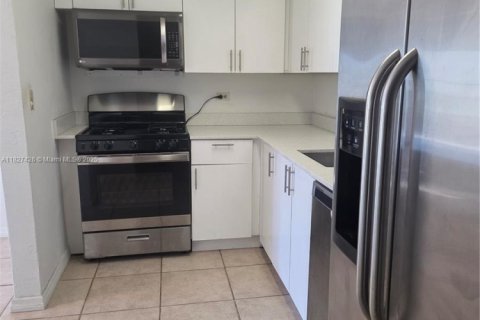 Copropriété à vendre à Pinecrest, Floride: 1 chambre, 83.98 m2 № 1977283 - photo 8