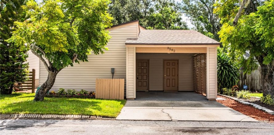 Villa ou maison à Lakeland, Floride 3 chambres, 136.75 m2 № 1819398