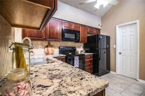 Villa ou maison à vendre à Lakeland, Floride: 3 chambres, 136.75 m2 № 1819398 - photo 10
