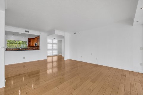 Copropriété à vendre à Miami, Floride: 2 chambres, 142.14 m2 № 1962586 - photo 11