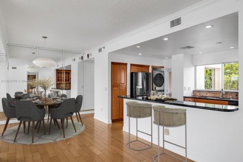 Copropriété à vendre à Miami, Floride: 2 chambres, 142.14 m2 № 1962586 - photo 6