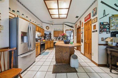 House in Orange City, Florida 3 bedrooms, 178.28 sq.m. № 2217092 - photo 9