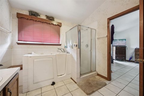 House in Orange City, Florida 3 bedrooms, 178.28 sq.m. № 2217092 - photo 14