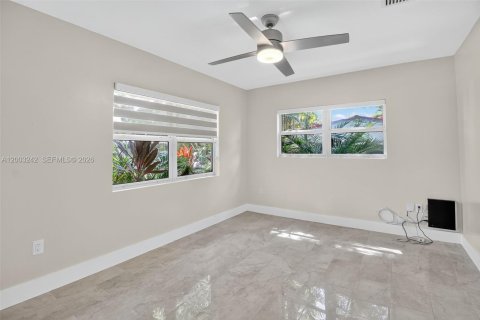 Villa ou maison à louer à South Miami, Floride: 3 chambres, 241.92 m2 № 2066530 - photo 30