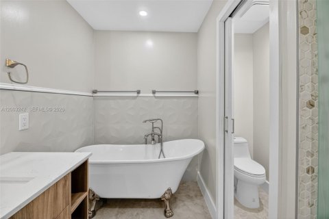 Villa ou maison à louer à South Miami, Floride: 3 chambres, 241.92 m2 № 2066530 - photo 21