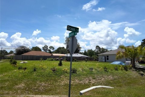 Terreno en venta en Palm Bay, Florida № 2035114 - foto 4