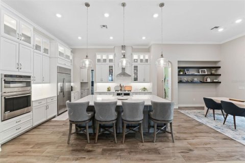 Villa ou maison à vendre à Odessa, Floride: 4 chambres, 324.04 m2 № 2238254 - photo 7