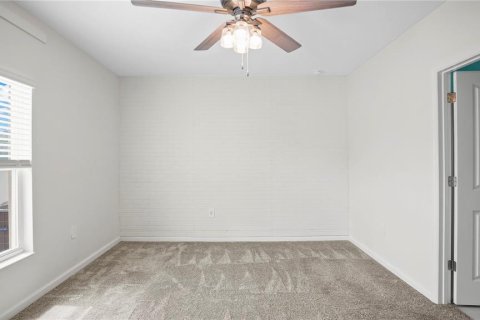 Villa ou maison à vendre à Groveland, Floride: 3 chambres, 135.73 m2 № 2413448 - photo 20