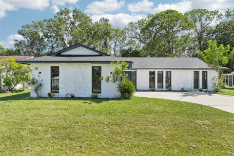 Casa en venta en New Port Richey, Florida, 3 dormitorios, 159.23 m2 № 1893693 - foto 1