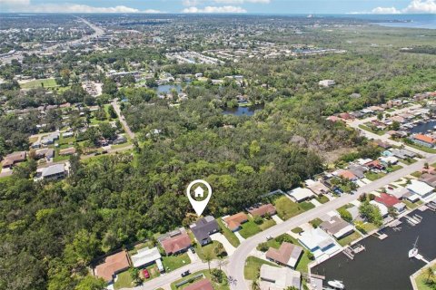 Casa en venta en New Port Richey, Florida, 3 dormitorios, 159.23 m2 № 1893693 - foto 30