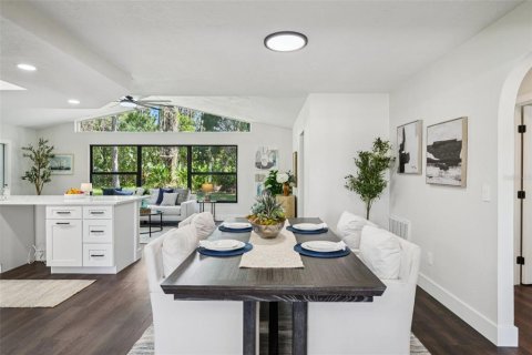 Casa en venta en New Port Richey, Florida, 3 dormitorios, 159.23 m2 № 1893693 - foto 10