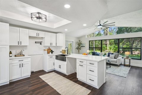 Casa en venta en New Port Richey, Florida, 3 dormitorios, 159.23 m2 № 1893693 - foto 5